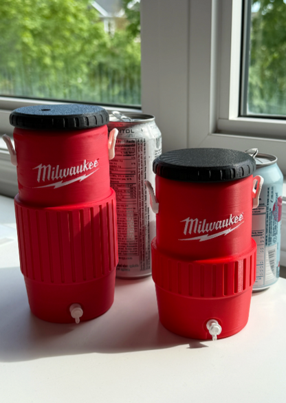 MILWAUKEE CAN KOOZIE HOLDER