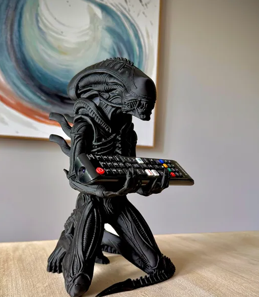 ALIEN  controller stand