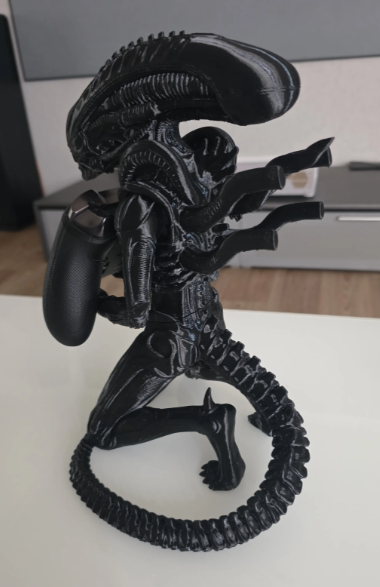 ALIEN  controller stand